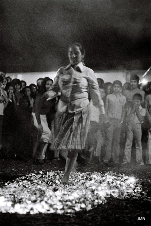 AÑO 1979 - BLANCO Y NEGRO - VIDA CAMPESINA EN PARAGUAY (JOSÉ MARÍA BLANCH)